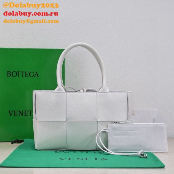 UK BOTTEGA VENETA Arco Small Tote Bag 30CM