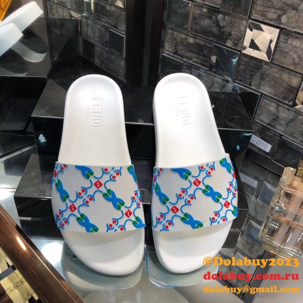 Designer Fendi casual Slippers