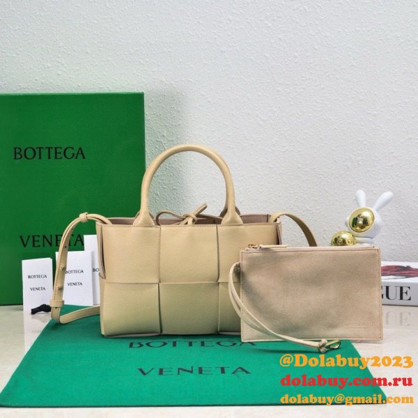 Designer Bottega Veneta MINI Arco Tote Bag 25CM