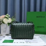 Replica Bottega Veneta Loop Camera Perfect bag 22cm