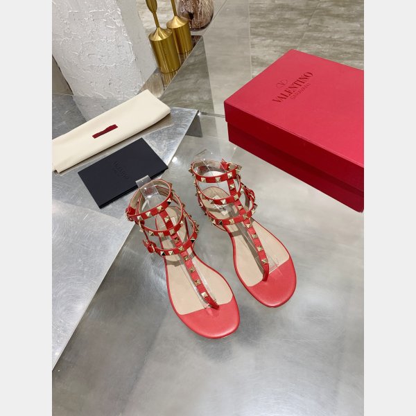 Valentino Knockoff ROCKSTUD METALLIC FLAT FLIP-FLOP SANDAL