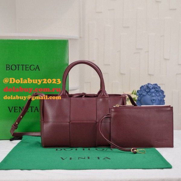 Designer Bottega Veneta MINI Arco Tote Bag 25CM