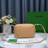 Replica Bottega Veneta Loop Camera Perfect bag 22cm