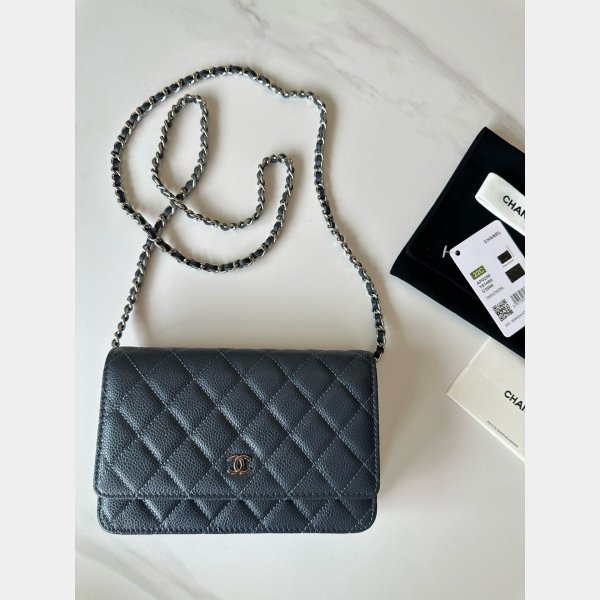 High Quality CC woc chain bag AP0250 MAGNETIC BUCKLE caviar 19CM AAA+