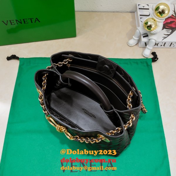 Best BOTTEGA VENETA ANDIAMO small 25cm tote bag