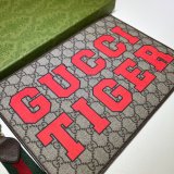 Gucci 688378 Luxury Fashion GG Tiger pouch