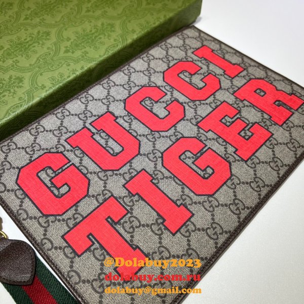 Gucci 688378 Luxury Fashion GG Tiger pouch