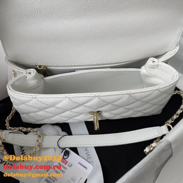 Fashion CC Grained caviar leather bag A92990 23cm