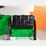 Bottega Veneta Best Knockoff Maxi Intreccio Cassette Nappa leather shoulder bag