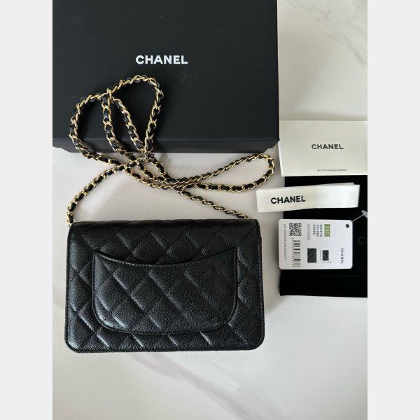 CLASSICAL Perfect CC WOC SMALL CAVIAR LEATHER CHAIN BAG