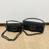 Shop Valentino Garavani 1133 Locò VLogo Signature Wholesale Bags Sale