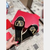 Fashion Valentino VLOGO SIGNATURE SLIDE SANDAL