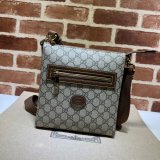 Designer Gucci Luxury Cheap 681021 GG Supreme messenger bag