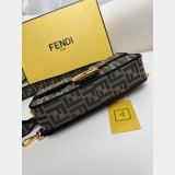 7 Star fendi Cheap Medium Iconic Baguette handbag