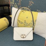 Luxury VALENTINO GARAVANI LETTER VLOGO SIGNATURE handbag