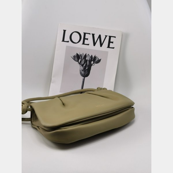 Shop High Quality Copy Loewe Paseo 1770 Handbag