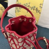 Knockoff VALENTINO GARAVANI V mini basket handbag