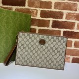 Best Gucci UK Supreme Zip Wristlet Pouch 672953 Clutch