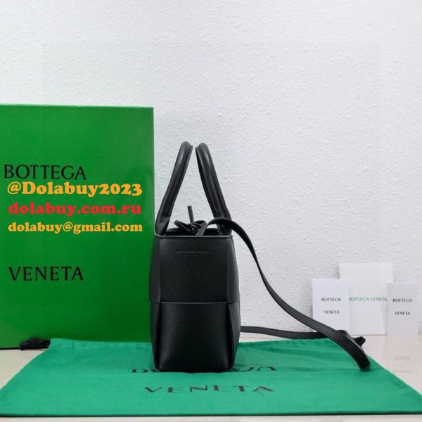 Designer Bottega Veneta MINI Arco Tote Bag 25CM