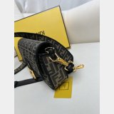 7 Star fendi Cheap Medium Iconic Baguette handbag