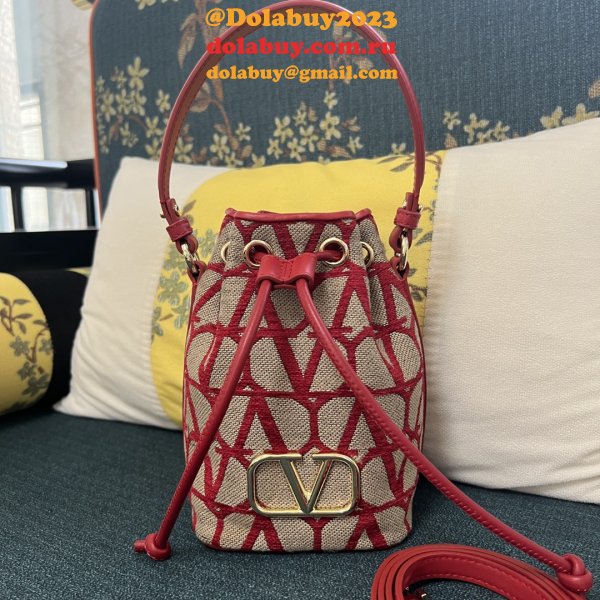 Knockoff VALENTINO GARAVANI V mini basket handbag