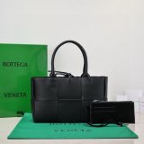 UK BOTTEGA VENETA Arco Small Tote Bag 30CM